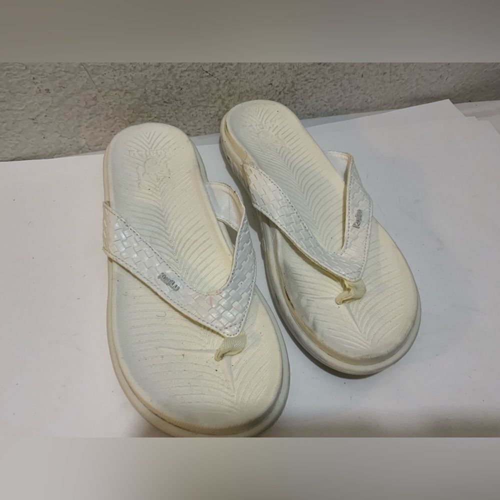 KUAILU women’s Flip-flops Comfort Shoes white Size 38.5